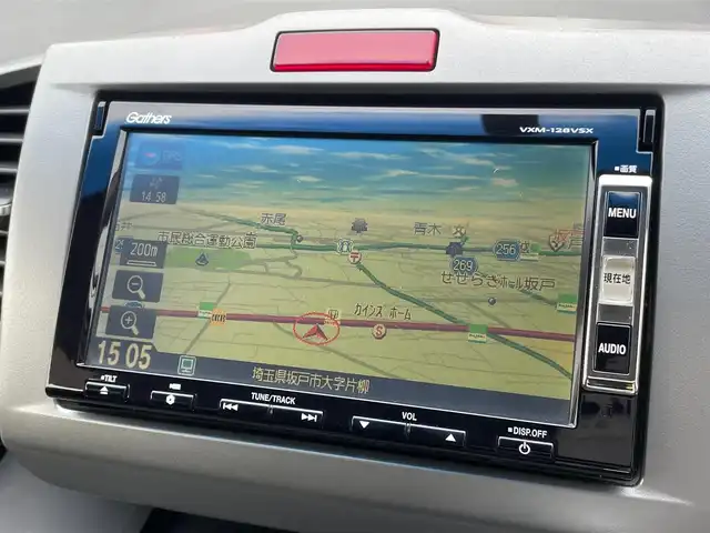 ホンダ フリード ハイブリット ジャストセレクション 埼玉県 2012(平24)年 13.6万km プレミアムホワイトパール /ワンオーナー//純正メモリナビ//ワンセグTV//バックカメラ//CD/DVD//両側パワースライドドア//クルーズコントロール//ETC//スマートキー//キセノン//ハーフレザーシート//革巻きステアリング//Wエアバッグ//ABS//横滑り防止装置//オートライト//Fフォグランプ//プライバシーガラス//ドアバイザー//純正15インチAW//新車時保証書//取扱説明書//ナビ取説