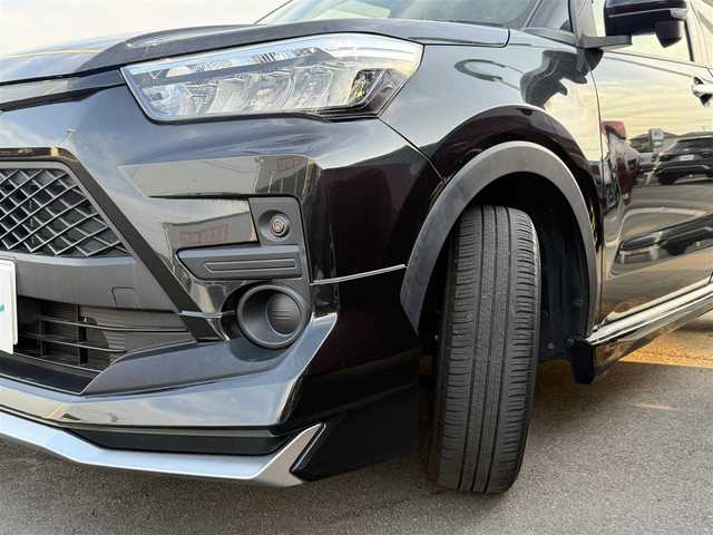 トヨタ ライズ G 佐賀県 2021(令3)年 2.6万km ブラックマイカメタリック ワンオーナー/モデリスタエアロ(F/S/R)/純正SDナビゲーション/フルセグＴＶ／ＣＤ／ＤＶＤ／Ｂｌｕｅｔｏｏｔｈ/バックカメラ/スマートアシスト/・衝突警報機能/衝突回避支援ブレーキ機能/・ブレーキ制御付き誤発進抑制機能（前方・後方）/・車線逸脱警報機能/・路側逸脱警報/・オートハイビーム/・先行車発進告知機能/前後パークセンサー/USBポート/ETC/純正LEDヘッドライト/純正フロアマット/純正16インチアルミホイール/スマートキー×2/保証書