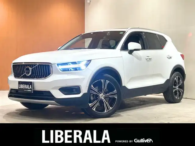 ボルボ ＸＣ４０ T5 AWD インスクリプション 道央・札幌 2019(令1)年 5.5万km クリスタルホワイトP 電動パノラマガラスサンルーフ/harman/kardonサラウンド/インテリセーフ/　・CitySafety/　・ACC/　・BLIS/　・LKA/　・CTA/　・LCMA/　・パーキングアシストパイロット/純正HDDナビ/フルセグTV/USB/Bluetooth/360°カメラ/LEDヘッドライト/本革シート/シートヒーター/パワーテールゲート