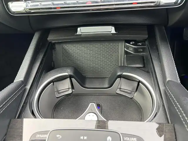 メルセデス・ベンツ ＧＬＥ３００ｄ 4MATIC 滋賀県 2020(令2)年 4万km イリジウムシルバー パノラミックスライディングルーフ/レーダーセーフティパッケージ/純正ナビ/（BT/USB/CarPlay）/360°カメラ/パワーバックドア/レザーARTICOシート/前席後席パワーシート/ETC2.0/前後ドライブレコーダー/LEDハイパフォーマンスライト/保証書/取扱説明書