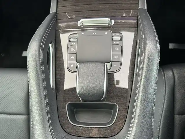 メルセデス・ベンツ ＧＬＥ３００ｄ 4MATIC 滋賀県 2020(令2)年 4万km イリジウムシルバー パノラミックスライディングルーフ/レーダーセーフティパッケージ/純正ナビ/（BT/USB/CarPlay）/360°カメラ/パワーバックドア/レザーARTICOシート/前席後席パワーシート/ETC2.0/前後ドライブレコーダー/LEDハイパフォーマンスライト/保証書/取扱説明書