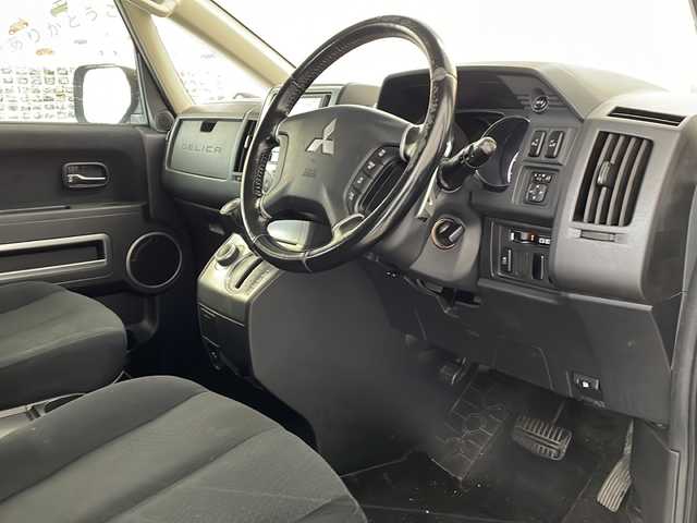 三菱 デリカＤ：５ D－Power package 新潟県 2014(平26)年 13.2万km ダイヤモンドブラックマイカ ターボ/４WD/両側パワスラ/社外ナビ/ワンセグ/社外アルミ/スマートキー/前席シートヒーター/MTモード付AT/プッシュスタート/クルーズコントロール/ヒルスタートアシスト/センターデフロック/ステアリングスイッチ/ETC/パドルシフト/社外フロアマット/オートライト/ダブルオートエアコン/パワーステアリング/パワーウィンドウ/横滑り防止/盗難防止装置/寒冷地仕様/電動格納ウィンカーミラー/保証書/取扱説明書/記録簿