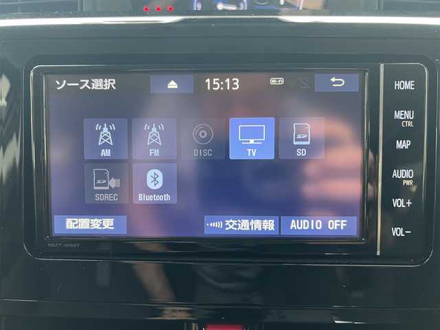 トヨタ ルーミー カスタムG 鹿児島県 2022(令4)年 1.4万km ブライトシルバーM ワンオーナー/スマートアシスト/　・衝突回避支援ブレーキ/　・車線逸脱警報/　・アダプティブクルーズコントロール/　・コーナーセンサー/　・誤発進抑制機能　他/アラウンドビューモニタ/純正7インチメモリナビ　NSZT-W68T/　・DVD・SD・Bluetooth・地デジ/ETC/コムテック前後ドラレコ　DC-DR652/純正12インチフリップダウンモニタ　V12T-R68C/両側ウェルカムパワースライドドア/純正LEDヘッドライト/純正LEDフォグライト/オートライト/前席シートヒーター/運転席・助手席シートバックテーブル/リアサンシェード/革巻きステアリング/ステアリングスイッチ/パワーモードスイッチ/純正14インチアルミホイール/充電用USB端子Type-A１口/電動オート格納ウインカー付ドアミラー/純正フロアマット/純正ドアバイザー/取扱説明書・新車保証書/スマートキー×2本/フリップダウンモニタ用リモコン
