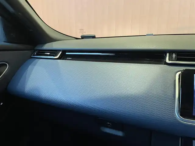 ランドローバー レンジローバーヴェラール Rダイナミック S 180PS 愛知県 2019(令1)年 5.9万km 白 黒青革コンビレザー /ドライパーアシスタンス /ACC /レーンキープ /ブラインドスポット/360度カメラ/純正ナビ /フルセグTV /MERIDIANサウンド /シートヒーター /LEDヘッドライト /純正20インチブラックアルミ /ETC/パワーテールゲート/スマートキー