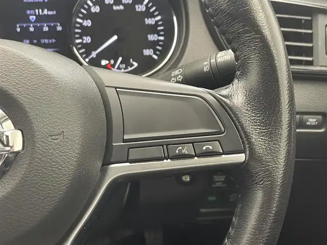 日産 エクストレイル 20X 大分県 2017(平29)年 7.3万km ダイヤモンドブラック 禁煙車/純正９インチナビ/（AM/FM/CD/DVD/フルセグTV/Bluetooth）/バックカメラ/サンルーフ/コーナーセンサー/パワーバックドア/アイドリングストップ/プッシュスタート/スマートキー/ハーフレザーシート/横滑り防止装置/フォグランプ