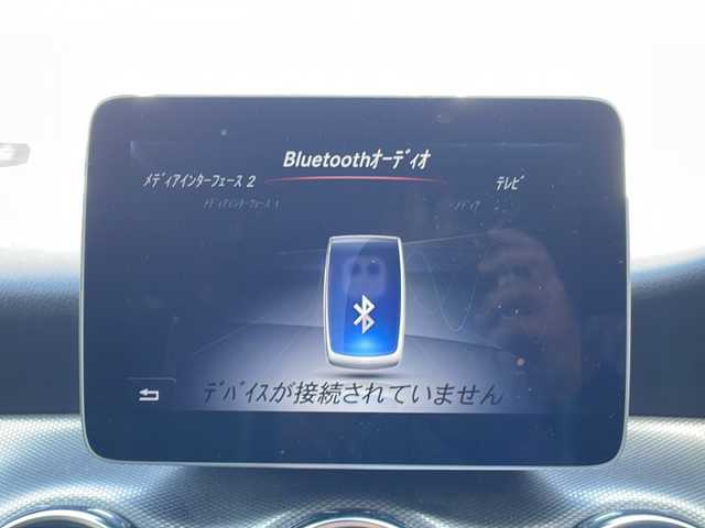 メルセデス・ベンツ ＧＬＡ２２０ 4マチック 長野県 2018(平30)年 6.8万km パール ４WD/純正メモリナビ/　(FM/AM/フルセグTV/CD/DVD/Bluetooth）/バックカメラ/Harman Kardonオーディオ/MTモード付AT/前後ドライブレコーダー/パドルシフト/ステアリングスイッチ/パワーシート/シートヒーター/サンルーフ/電動リアゲート/クルーズコントロール/クリアランスソナー/ダウンヒルアシスト/衝突被害軽減ブレーキ/純正アルミホイール/純正フロアマット/ビルトインETC/スマートキー/スペアキー/アイドリングストップ/プッシュスタート/パワーステアリング/パワーウインドウ