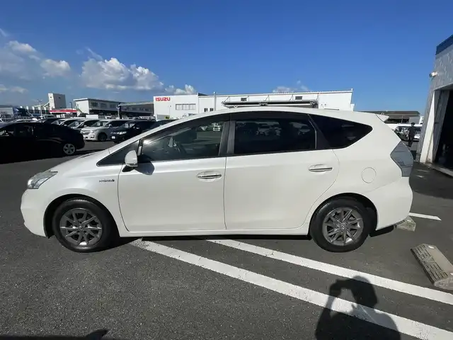 トヨタ プリウス α S チューンブラック 熊本県 2014(平26)年 7.6万km ホワイトパールクリスタルシャイン (株)IDOMが運営する【じしゃロン熊本店】の自社ローン専用車両になります。こちらは現金またはオートローンご利用時の価格です。自社ローンご希望の方は別途その旨お申付け下さい　/純正ナビ（NSZT-W62G）/バックカメラ/フルセグテレビ/DVD/CD/Bluetooth接続/ETC/LEDヘッドライト/オートライト/スマートキー/W＋サイドエアバッグ/カーテンエアバッグ