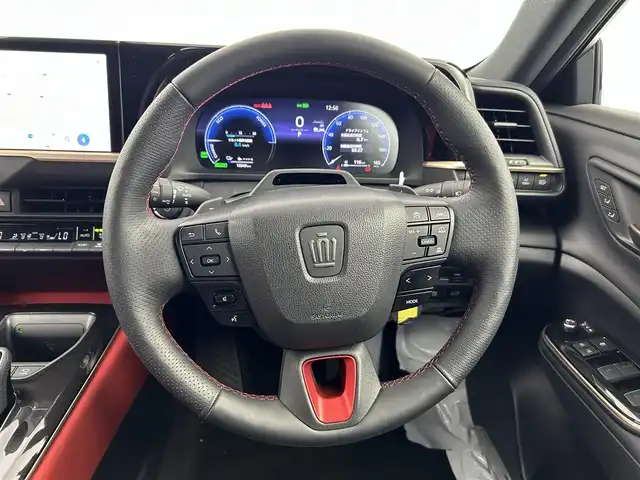 トヨタ クラウン スポーツ RS 愛知県 2024(令6)年 1.6万km グレー パノラマルーフ/置くだけ充電/デジタルインナーミラー　/トヨタチームメイト/１２．３インチＤオーディオ/パノラミックビューモニター/ヘッドアップディスプレイ/パドルシフト/パワーバックドア/アドバンスドパーク/パワーシート/前席シートベンチレーション/全席シートヒーター/ハンドルヒーター/ＡＣ１００Ｖコンセント/ＥＴＣ２．０/タイプＣ/ブラインドスポットモニター/前後ドラレコ/電子パーキング/オートホールド/パワーバックドア/純正アルミ　キャリパー