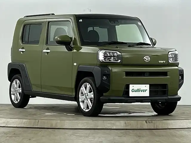ダイハツ タフト G 愛知県 2021(令3)年 2.2万km フォレストカーキメタリック ワンオーナー/禁煙車/純正9インチナビ/（CD/DVD/Bluetooth/フルセグTV）/ガラスルーフ/スマートアシストIII/・衝突軽減ブレーキ/・レーンキープアシスト/・クリアランスソナー/・オートマチックハイビーム/ETC/ドライブレコーダー/シートヒーター/純正15インチアルミホイール/LEDヘッドライト/フロントフォグライト/スマートキー/スペアキー有/純正フロアマット/電子サイドブレーキ/オートホールド