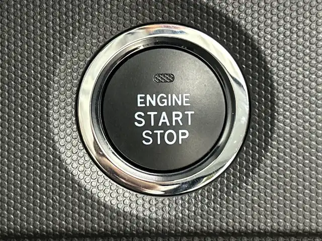 ダイハツ タフト G 愛知県 2021(令3)年 2.2万km フォレストカーキメタリック ワンオーナー/禁煙車/純正9インチナビ/（CD/DVD/Bluetooth/フルセグTV）/ガラスルーフ/スマートアシストIII/・衝突軽減ブレーキ/・レーンキープアシスト/・クリアランスソナー/・オートマチックハイビーム/ETC/ドライブレコーダー/シートヒーター/純正15インチアルミホイール/LEDヘッドライト/フロントフォグライト/スマートキー/スペアキー有/純正フロアマット/電子サイドブレーキ/オートホールド