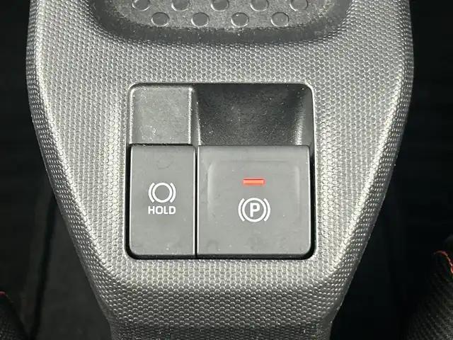 ダイハツ タフト G 愛知県 2021(令3)年 2.2万km フォレストカーキメタリック ワンオーナー/禁煙車/純正9インチナビ/（CD/DVD/Bluetooth/フルセグTV）/ガラスルーフ/スマートアシストIII/・衝突軽減ブレーキ/・レーンキープアシスト/・クリアランスソナー/・オートマチックハイビーム/ETC/ドライブレコーダー/シートヒーター/純正15インチアルミホイール/LEDヘッドライト/フロントフォグライト/スマートキー/スペアキー有/純正フロアマット/電子サイドブレーキ/オートホールド