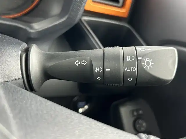 ダイハツ タフト G 愛知県 2021(令3)年 2.2万km フォレストカーキメタリック ワンオーナー/禁煙車/純正9インチナビ/（CD/DVD/Bluetooth/フルセグTV）/ガラスルーフ/スマートアシストIII/・衝突軽減ブレーキ/・レーンキープアシスト/・クリアランスソナー/・オートマチックハイビーム/ETC/ドライブレコーダー/シートヒーター/純正15インチアルミホイール/LEDヘッドライト/フロントフォグライト/スマートキー/スペアキー有/純正フロアマット/電子サイドブレーキ/オートホールド