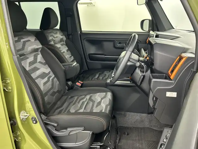 ダイハツ タフト G 愛知県 2021(令3)年 2.2万km フォレストカーキメタリック ワンオーナー/禁煙車/純正9インチナビ/（CD/DVD/Bluetooth/フルセグTV）/ガラスルーフ/スマートアシストIII/・衝突軽減ブレーキ/・レーンキープアシスト/・クリアランスソナー/・オートマチックハイビーム/ETC/ドライブレコーダー/シートヒーター/純正15インチアルミホイール/LEDヘッドライト/フロントフォグライト/スマートキー/スペアキー有/純正フロアマット/電子サイドブレーキ/オートホールド