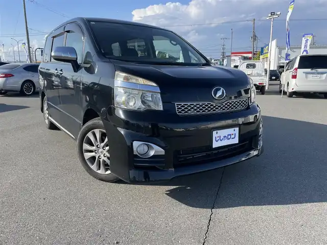 トヨタ ヴォクシー ZS 煌Z 大阪府 2013(平25)年 13.3万km ブラック (株)IDOMが運営する【じしゃロン堺店】の自社ローン専用車両になります。/こちらは現金またはオートローンご利用時の価格です。自社ローンご希望の方は別途その旨お申付け下さい