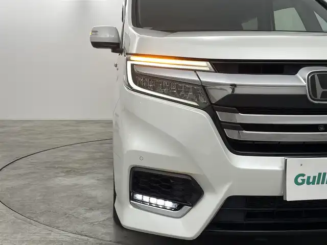 ホンダ ステップワゴン スパーダ ハイブリッド G EX ホンダセンシング 福島県 2018(平30)年 9万km プラチナホワイトパール ホンダセンシング　/・CMBS/・車線逸脱警報/・標識認識機能/・誤発信抑制機能/・レーダークルーズコントロール/純正１０インチナビゲーション/【AM/FM/DVD/CD/Bluetooth/フルセグ】　/全方位カメラ　/ＥＴＣ　/純正フリップダウンモニター　/デジタルインナーミラー　/両側パワースライドドア　/ハーフレザーシート/シートヒーター　/プッシュスタート　/・スマートキー/LEDライト/・オートライト/・フォグライト