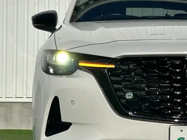 マツダ ＣＸ－６０ XD HV エクスクルーシブスポーツ 香川県 2022(令4)年 4.4万km 白 登録時走行距離：43261Kｍ/プッシュスタート/純正ディスプレイオーディオ/前席シートヒーター/前席シートクーラー/前席パワーシート/アラウンドビューモニター/ダウンヒルアシストコントロール/レーンキープアシスト/純正フロアマット/衝突軽減システム/電動格納ウィンカーミラー