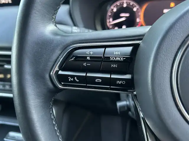 マツダ ＣＸ－６０ XD HV エクスクルーシブスポーツ 香川県 2022(令4)年 4.4万km 白 登録時走行距離：43261Kｍ/プッシュスタート/純正ディスプレイオーディオ/前席シートヒーター/前席シートクーラー/前席パワーシート/アラウンドビューモニター/ダウンヒルアシストコントロール/レーンキープアシスト/純正フロアマット/衝突軽減システム/電動格納ウィンカーミラー