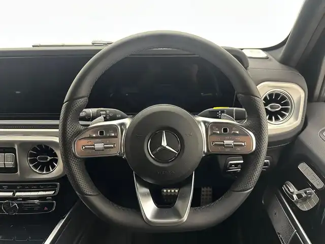 メルセデス・ベンツ ゲレンデヴァーゲン Ｇ４００ｄ 兵庫県 2024(令6)年 0.4万km オブシディアンブラック 純正DA/（フルセグ、BT、COMAND touch、USB、ブルメスター）/全方位モニター/コーナーセンサー/アクティブブレーキアシスト/レーンキープアシスト/道路標識/レーダークルーズコントロール/レザーシート/シートヒーター（全席）/ベンチレーション/パワーシート/サンルーフ/ビルトインETC/オートライト/LEDヘッドライト