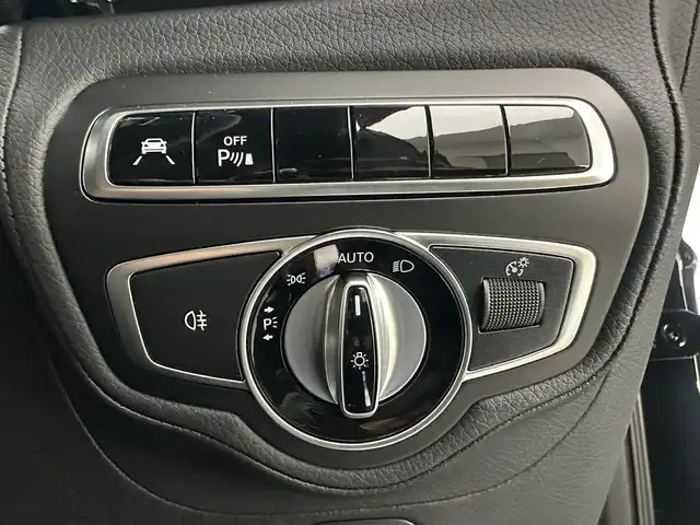 メルセデス・ベンツ ゲレンデヴァーゲン Ｇ４００ｄ 兵庫県 2024(令6)年 0.4万km オブシディアンブラック 純正DA/（フルセグ、BT、COMAND touch、USB、ブルメスター）/全方位モニター/コーナーセンサー/アクティブブレーキアシスト/レーンキープアシスト/道路標識/レーダークルーズコントロール/レザーシート/シートヒーター（全席）/ベンチレーション/パワーシート/サンルーフ/ビルトインETC/オートライト/LEDヘッドライト