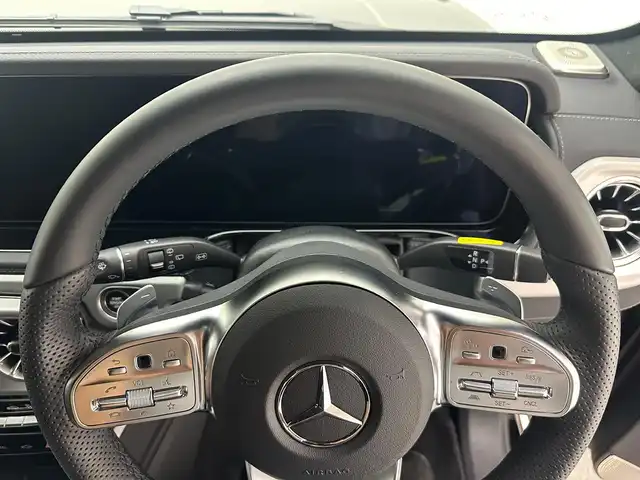 メルセデス・ベンツ ゲレンデヴァーゲン Ｇ４００ｄ 兵庫県 2024(令6)年 0.4万km オブシディアンブラック 純正DA/（フルセグ、BT、COMAND touch、USB、ブルメスター）/全方位モニター/コーナーセンサー/アクティブブレーキアシスト/レーンキープアシスト/道路標識/レーダークルーズコントロール/レザーシート/シートヒーター（全席）/ベンチレーション/パワーシート/サンルーフ/ビルトインETC/オートライト/LEDヘッドライト