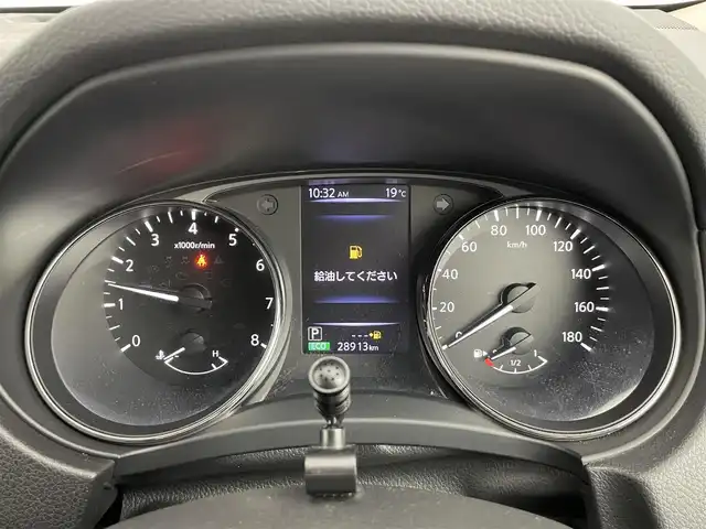 日産 エクストレイル 20Xi 道央・札幌 2018(平30)年 2.9万km ブリリアントホワイトパール ・４WD/・社外メモリナビゲーション（MDV-D505BTW）/　CD/DVD/フルセグ/BT/USB/iPod/SD/・社外ドライブレコーダー前後（DRV-MR740）/・ビルトインETC/・デジタルインナーミラー/・アラウンドビューモニター/・パワーバックドア/・エマージェンシーブレーキ/・レーダークルーズコントロール/・レーンキープアシスト/・横滑り防止装置/・プロパイロット/・前後コーナーセンサー/・オートブレーキホールド/・オートライト/・スマートキー/・プッシュスタート/・カプロンシート/・社外フロアマット/・ルーフレール/・LEDヘッドライト/・フロントフォグライト/・ヒルディセントコントロール/・保証書あり/・取説あり