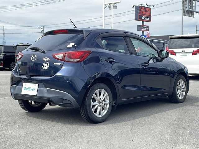 マツダ デミオ 13S 徳島県 2015(平27)年 5.2万km ディープクリスタルブルーマイカ 純正ナビ/BluetoothフルセグTVCDDVD/クルコン/MT付きAT/衝突被害軽減システム/LEDヘッドライト/オートライト/オートエアコン/ETC/純正15AW/純正フロアマット/プッシュスタート/スマートキー/スペアキー