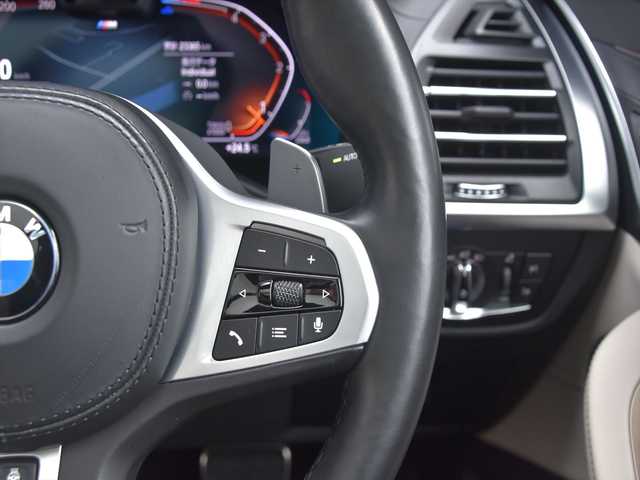 ＢＭＷ Ｘ４ xDrive 20d Mスポーツ 和歌山県 2022(令4)年 2.4万km アルピンホワイトⅢ パノラマSR /ホワイトレザー /HUD /前後ドラレコ /オートテールゲート /ステアリングヒーター /ジェスチャーコントロール /ACC /BSM /LKA /CarPlay /ナビ /360度カメラ /TV /パワーシート /シートヒーター /純20incAW /LED