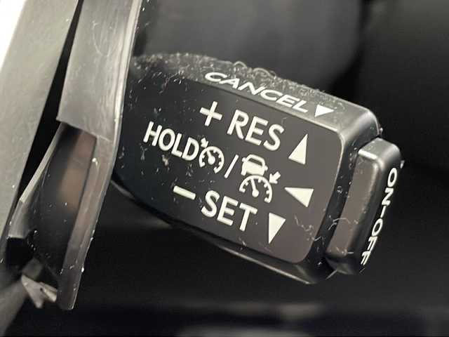 トヨタ ハイラックス Z 大分県 2023(令5)年 2.1万km オキサイドブロンズM 社外メモリナビ（CN-HE01WD)/　CD/DVD/SD/BT/フルセグ/バック・フロントカメラ/ETC/前後ドライブレコーダー/トヨタセーフティセンス/ダウンヒルアシストコントロール/リヤデフロック/アイドリングストップ/LEDヘッドライト/オートライト/社外17インチAW/社外フロアマット/純正ベッドライナー/トノカバー/TRDマッドフラップ/ヒッチメンバー/プッシュスタート/スマートキ―