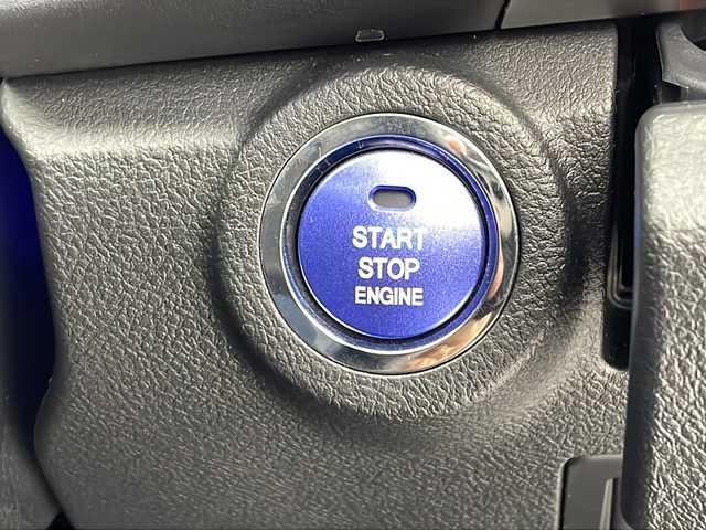 トヨタ ハイラックス Z 大分県 2023(令5)年 2.1万km オキサイドブロンズM 社外メモリナビ（CN-HE01WD)/　CD/DVD/SD/BT/フルセグ/バック・フロントカメラ/ETC/前後ドライブレコーダー/トヨタセーフティセンス/ダウンヒルアシストコントロール/リヤデフロック/アイドリングストップ/LEDヘッドライト/オートライト/社外17インチAW/社外フロアマット/純正ベッドライナー/トノカバー/TRDマッドフラップ/ヒッチメンバー/プッシュスタート/スマートキ―