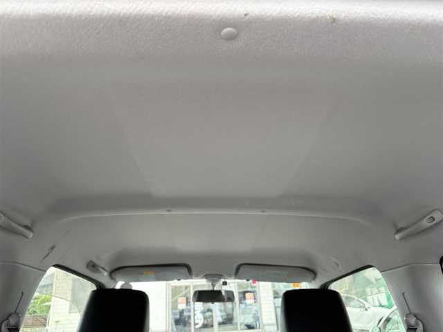 スズキ ジムニー クロスアドベンチャー 埼玉県 2012(平24)年 4.8万km シフォンアイボリーM SDナビ(ワンセグ/DVD/CD/AM/FM/USB)/背面タイヤ/パートタイム4WD/ターボ/ハーフレザーシート/シートヒーター/ETC/ABS/純正フロアマット/純正アルミホイール/ドアバイザー/フォグランプ/パワーステアリング/パワーウィンドウ/保証書/取扱説明書/スペアキー