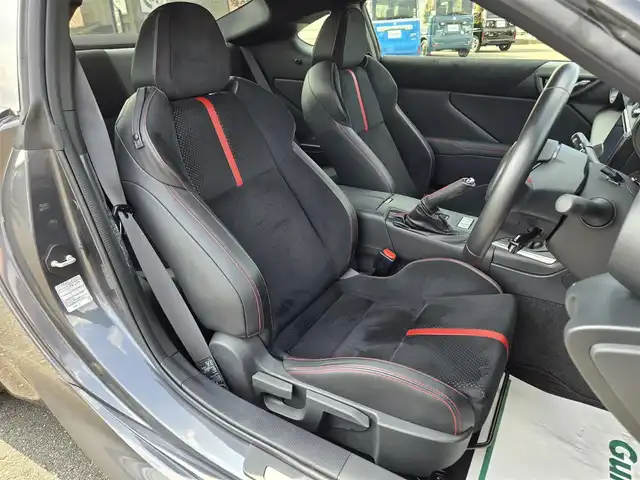 スバル ＢＲＺ S 鹿児島県 2021(令3)年 3.2万km マグネタイトグレーメタリック ６ＭＴ　/純正９インチＳＤナビ　/前方純正ドライブレコーダー　/レーダークルーズコントロール　/Ｂｌｕｅｔｏｏｔｈオーディオ　/フルセグテレビ　/リアアダンダーディフューザー　/ＥＴＣ　/Ｄ＋Ｎ席シートヒーター/レザーシート/スバルリヤビークルディテクション/プリクラッシュブレーキ/後退時ブレーキアシスト/プッシュスタート/スマートキー/横滑り防止装置/レーンキープアシスト/エアバッグ(W+サイド)