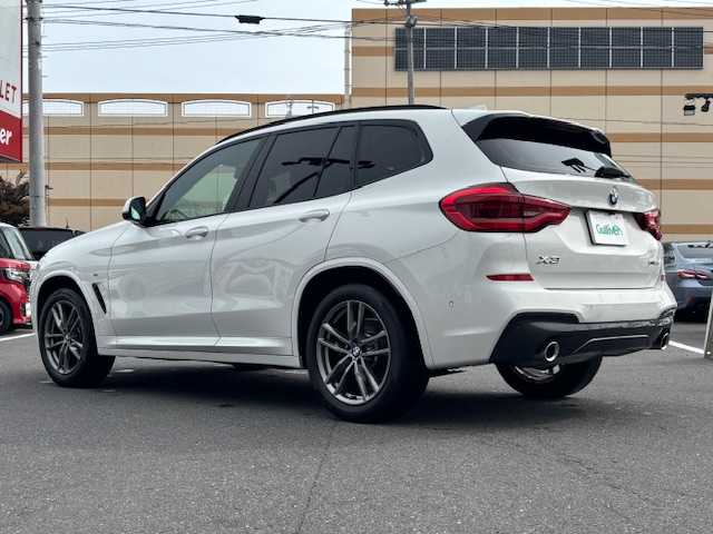 ＢＭＷ Ｘ３ xDrive20d 宮城県 2019(平31)年 7.2万km パール 登録時走行距離７２０７４ｋｍ/プッシュスタート/パワーステアリング/パワーウインドウ/４WD/パーキングアシスト/アイドリングストップ/ダブルエアコン/レーダークルーズコントロール/Bluetooth接続/USB/CD/DVD/AM/FM/TV(走行中可能)/ドライブレコーダー(前方)/純正フロアマット/１９インチ純正アルミホイール/パワーシート(運転席・助手席)/ABS/横滑り防止装置/盗難防止装置/オートライト/オートマッチクハイビーム/ダウンヒルアシストコントロール/コーナーセンサー前後/LEDヘッドライト/アラウンドビューモニター/パドルシフト/シートメモリー/フォグランプ