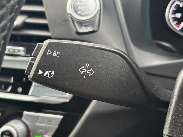 ＢＭＷ Ｘ３ xDrive20d 宮城県 2019(平31)年 7.2万km パール 登録時走行距離７２０７４ｋｍ/プッシュスタート/パワーステアリング/パワーウインドウ/４WD/パーキングアシスト/アイドリングストップ/ダブルエアコン/レーダークルーズコントロール/Bluetooth接続/USB/CD/DVD/AM/FM/TV(走行中可能)/ドライブレコーダー(前方)/純正フロアマット/１９インチ純正アルミホイール/パワーシート(運転席・助手席)/ABS/横滑り防止装置/盗難防止装置/オートライト/オートマッチクハイビーム/ダウンヒルアシストコントロール/コーナーセンサー前後/LEDヘッドライト/アラウンドビューモニター/パドルシフト/シートメモリー/フォグランプ