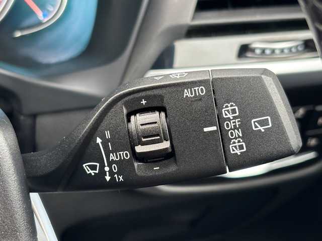 ＢＭＷ Ｘ３ xDrive20d 宮城県 2019(平31)年 7.2万km パール 登録時走行距離７２０７４ｋｍ/プッシュスタート/パワーステアリング/パワーウインドウ/４WD/パーキングアシスト/アイドリングストップ/ダブルエアコン/レーダークルーズコントロール/Bluetooth接続/USB/CD/DVD/AM/FM/TV(走行中可能)/ドライブレコーダー(前方)/純正フロアマット/１９インチ純正アルミホイール/パワーシート(運転席・助手席)/ABS/横滑り防止装置/盗難防止装置/オートライト/オートマッチクハイビーム/ダウンヒルアシストコントロール/コーナーセンサー前後/LEDヘッドライト/アラウンドビューモニター/パドルシフト/シートメモリー/フォグランプ