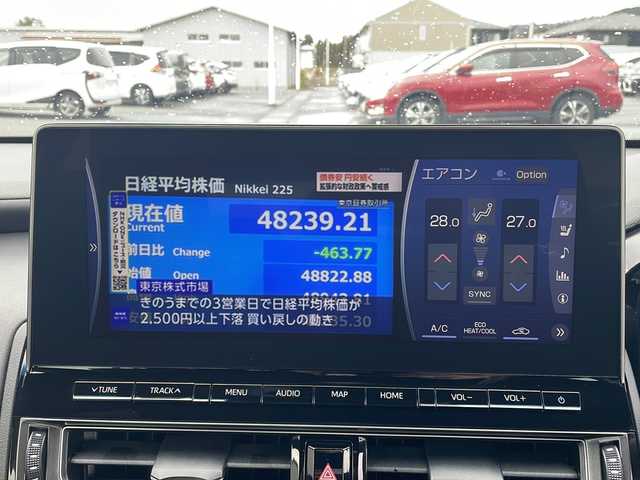 トヨタ クラウン ハイブリッド RS 岩手県 2021(令3)年 4.4万km プレシャスホワイトパール トヨタセーフティセンス/純正12.3インチナビ/　CD/DVD/Bluetooth/フルセグ/バックカメラ/ハーフレザーシート/前席パワーシート/前席シートヒーター/ステアリングヒーター/レーダークルーズコントロール/クリアランスソナー/BSM/ビルトインETC/革巻きステアリング/ステアリングスイッチ/LEDヘッドライト/LEDフォグランプ/純正AW