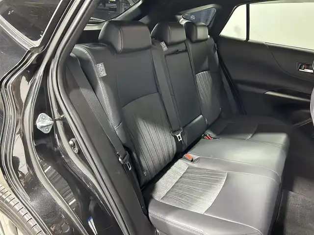 トヨタ ハリアー ハイブリッド Z 大阪府 2020(令2)年 1.7万km プレシャスブラックパール モデリスタエアロ JBLサウンド 純正12.3incナビTV 360カメラ デジタルインナーミラー ハーフレザー 電動リアゲート ヘッドアップディスプレイ レーダークルコン 衝突軽減B レーンアシスト BSM 置き型充電