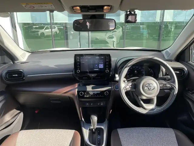 トヨタ ヤリスクロス ハイブリッド Z 和歌山県 2020(令2)年 4.1万km ホワイトパールクリスタルシャイン 純正8インチナビ/バックカメラ/衝突軽減ブレーキ/レーダークルコン/ブラインドスポットモニター/オートライト/前後コーナーセンサー/ビルトインETC/前後ドラレコ/シートヒーター/パワーシート/オートホールド/ステリモ/LEＤヘッドライト/レベライザー