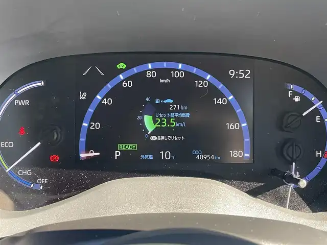 トヨタ ヤリスクロス ハイブリッド Z 和歌山県 2020(令2)年 4.1万km ホワイトパールクリスタルシャイン 純正8インチナビ/バックカメラ/衝突軽減ブレーキ/レーダークルコン/ブラインドスポットモニター/オートライト/前後コーナーセンサー/ビルトインETC/前後ドラレコ/シートヒーター/パワーシート/オートホールド/ステリモ/LEＤヘッドライト/レベライザー