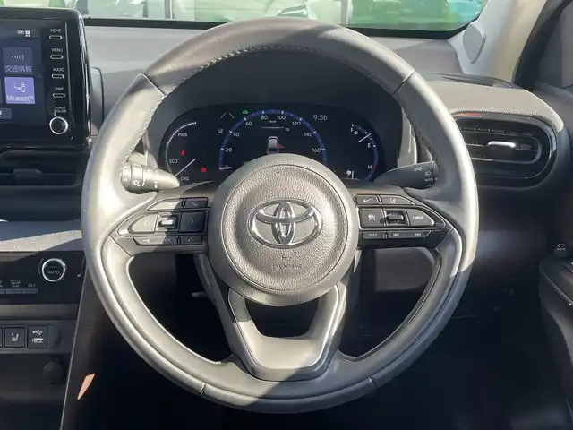 トヨタ ヤリスクロス ハイブリッド Z 和歌山県 2020(令2)年 4.1万km ホワイトパールクリスタルシャイン 純正8インチナビ/バックカメラ/衝突軽減ブレーキ/レーダークルコン/ブラインドスポットモニター/オートライト/前後コーナーセンサー/ビルトインETC/前後ドラレコ/シートヒーター/パワーシート/オートホールド/ステリモ/LEＤヘッドライト/レベライザー