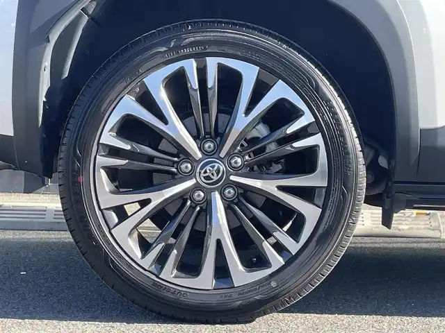 トヨタ ヤリスクロス ハイブリッド Z 和歌山県 2020(令2)年 4.1万km ホワイトパールクリスタルシャイン 純正8インチナビ/バックカメラ/衝突軽減ブレーキ/レーダークルコン/ブラインドスポットモニター/オートライト/前後コーナーセンサー/ビルトインETC/前後ドラレコ/シートヒーター/パワーシート/オートホールド/ステリモ/LEＤヘッドライト/レベライザー