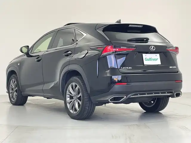 レクサス ＮＸ 300 Fスポーツ 愛知県 2018(平30)年 4.1万km ブラック 純正メーカーナビ/・AM/FM/・フルセグテレビ/・CD/DVD/・Bluetooth/サンルーフ/レーダークルーズコントロール/レーンキープアシスト/ブラインドスポットモニター/プリクラッシュセーフティ/クリアランスソナー/パーキングサポートブレーキ/リアクロストラフィックアラート/アイドリングストップ/横滑り防止装置/パドルシフト/ステアリングスイッチ/レザーシート/革巻きステアリング/前席シートヒーター/前席パワーシート/D席ポジショニングメモリー/ステアリングヒーター