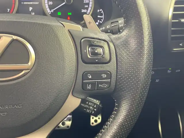 レクサス ＮＸ 300 Fスポーツ 愛知県 2018(平30)年 4.1万km ブラック 純正メーカーナビ/・AM/FM/・フルセグテレビ/・CD/DVD/・Bluetooth/サンルーフ/レーダークルーズコントロール/レーンキープアシスト/ブラインドスポットモニター/プリクラッシュセーフティ/クリアランスソナー/パーキングサポートブレーキ/リアクロストラフィックアラート/アイドリングストップ/横滑り防止装置/パドルシフト/ステアリングスイッチ/レザーシート/革巻きステアリング/前席シートヒーター/前席パワーシート/D席ポジショニングメモリー/ステアリングヒーター