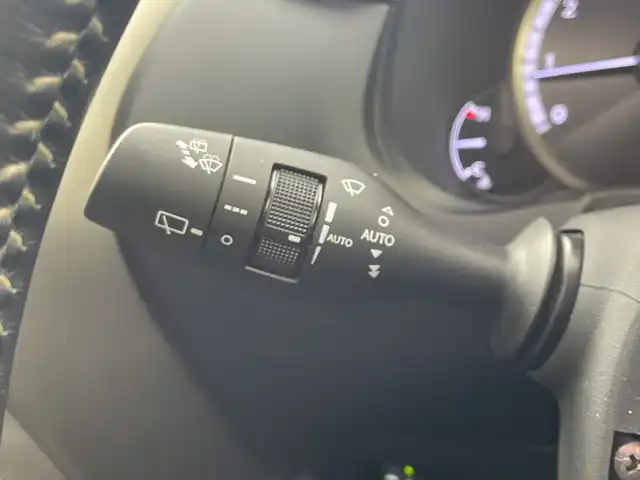 レクサス ＮＸ 300 Fスポーツ 愛知県 2018(平30)年 4.1万km ブラック 純正メーカーナビ/・AM/FM/・フルセグテレビ/・CD/DVD/・Bluetooth/サンルーフ/レーダークルーズコントロール/レーンキープアシスト/ブラインドスポットモニター/プリクラッシュセーフティ/クリアランスソナー/パーキングサポートブレーキ/リアクロストラフィックアラート/アイドリングストップ/横滑り防止装置/パドルシフト/ステアリングスイッチ/レザーシート/革巻きステアリング/前席シートヒーター/前席パワーシート/D席ポジショニングメモリー/ステアリングヒーター