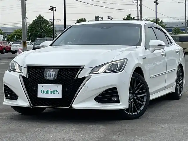 トヨタ クラウン ハイブリッド アスリートS Four JフロンティアLTD 道央・札幌 2017(平29)年 10.8万km ホワイトパールクリスタルシャイン ４WD/寒冷地仕様/サンルーフ/純正メーカーナビ/CD/DVD/BD/BT/フルセグ/プリクラッシュセーフティ/横滑り防止装置/レーダークルーズコントロール/レーンキープアシスト/パーキングアシスト/クリアランスソナー/バックカメラ/ビルトインETC2.0/自動防眩ミラー/ワイパーデアイサー/h粗衣EVMODE/前席パワーシート/前席シートヒーター/前席エアシート/レザーシート/革巻きウッドコンビステアリング/ステアリングリモコン/ハンドルヒーター/MTモード付AT/プッシュスタート/リモートスタート/LEDヘッドライト/オートライト/フォグランプ/電動格納ミラー/ヒーテッドドアミラー/ウィンカーミラー/純正フロアマット/ドアバイザー/社外AW付冬タイヤ積込/215/55/R17/2021年/山7mm