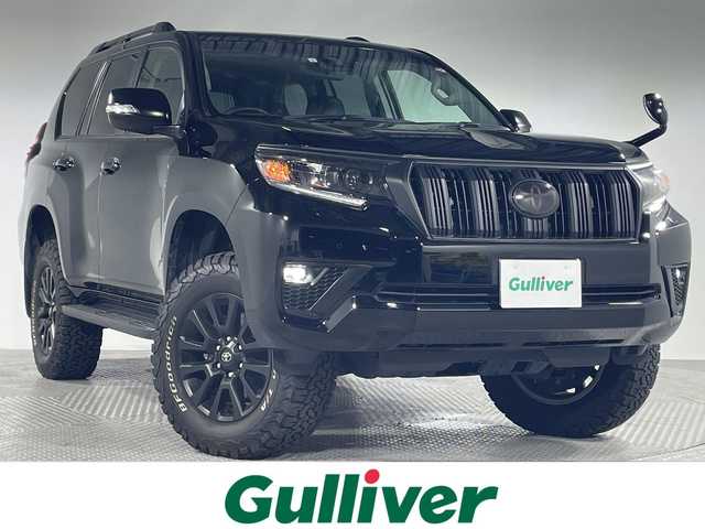 トヨタ ランドクルーザー プラド TX Lパッケージ マットブラED 神奈川県 2023(令5)年 1.6万km ブラック 4WD/リフトアップ/ALPINE製11インチディスプレイオーディオ/BT&USB&Apple Car Play&Android Auto/バックカメラ/サンルーフ/レザーシート/パワーシート前席/シートヒーター前席/シートベンチレーション前席/ビルトインETC/自動防眩ミラー/ドアバイザー/BFグッドリッチオールテレーンタイヤ/Toyota Safety Sense/プリクラッシュセーフティ/レーンディパーチャーアラート/オートマチックハイビーム/ロードサインアシスト/レーダークルーズコントロール/先行車発進告知機能/LEDヘッドライト/フォグライト/ウィンカーミラー