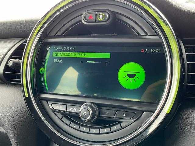 ＭＩＮＩ ミニ クーパー D 埼玉県 2018(平30)年 2.4万km 青Ｍ 純正ナビ　/ＡｐｐｌｅＣａｒＰｌａｙ　/JCWステアリング　/Ｂｌｕｅｔｏｏｔｈ接続　/バックカメラ　/インテリジェントセーフティ　/パーキングアシスト　/ＬＥＤヘッドライト　/ＥＴＣ　/クルーズコントロール