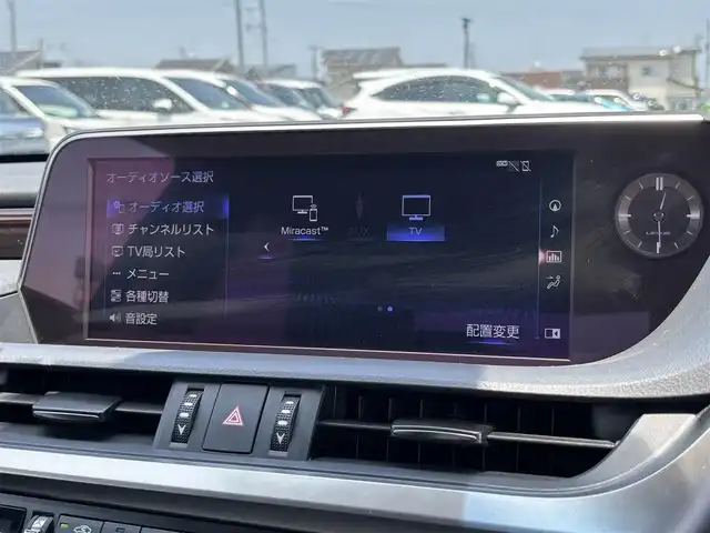 レクサス ＥＳ 300h 大分県 2020(令2)年 3.5万km マーキュリーグレーマイカ ・純正ナビ(CD.DVD.SD.USB.AUX)/・サンルーフ/・テレビキャンセラー/・バックカメラ/・フルセグテレビ/・プリクラッシュセーフティ/・コーナーセンサー/・ブラインドスポットモニター/・オートハイビーム/・レーダークルーズコントロール/・ドライブレコーダー/・ETC 2.0/・パワーシート/・レザーシート/・シートヒーター/・シートクーラー/・シートメモリー/・ステアリングリモコン/・ハンドルヒーター/・パドルシフト