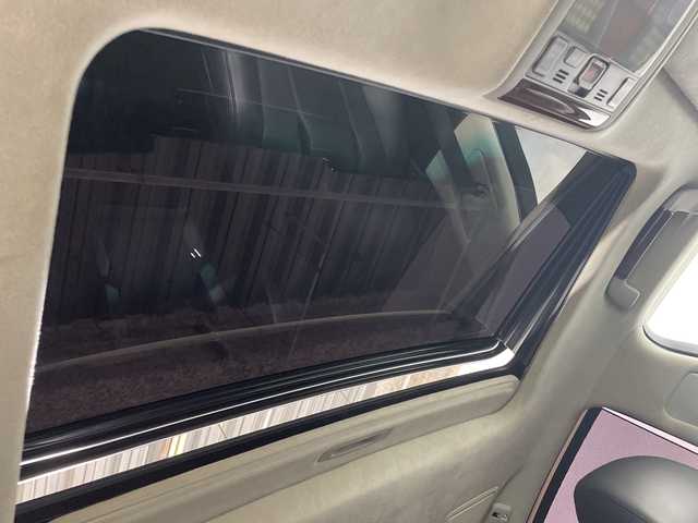 レクサス ＬＳ 600h バージョンU Iパック 福岡県 2009(平21)年 13.3万km ブラック 純正HDDナビ（フルセグTV/DVD/CD/BT）バックモニターレクサスセーフティー黒革シートサンルーフパワーシート3眼LEDビルトインETC全席シートヒータースマートキープッシュスタート