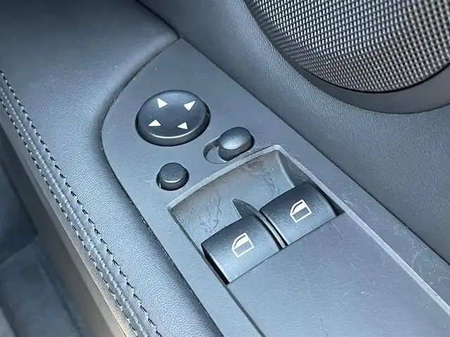ＢＭＷ Ｍ３ 石川県 2008(平20)年 4.7万km アルピンホワイトⅢ Mドライブパッケージ/黒革シート/シートヒーター/フロント/サイド/リアカーボンスポイラー/カーボンルーフ/純正ナビ/クリアランスソナー/コンフォートアクセス/クルーズコントロール