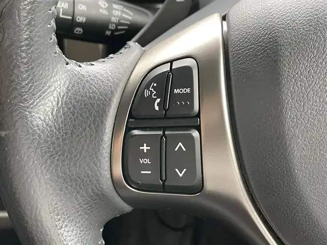 スズキ ハスラー Jスタイル Ⅱ ターボ 静岡県 2016(平28)年 3.8万km ブルーイッシュブラックパール 4WD/特別仕様車/デュアルカメラブレーキサポート/純正ナビ/・フルセグTV/DVD/CD/USB/BTオーディオ/全周囲カメラ/ドラレコ/ビルトインETC/ハーフレザーシート/シートヒーターD/N/クルーズコントロール/レーンキープアシスト/パドルシフト/ダウンヒルアシストコントロール/グリップコントロール/キセノンランプ/・LEDフォグ/純正ラバーマット/ドアバイザー/スマートキー/・スペアキー/保証書/取扱説明書/純正アルミホイール